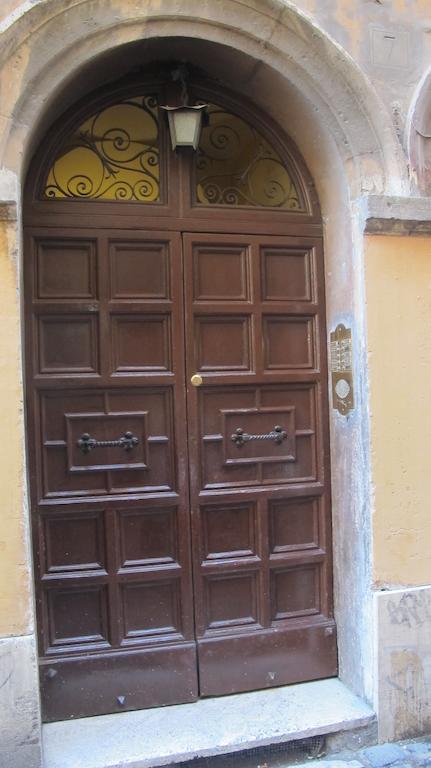 B&B In Piazza Рим Екстер'єр фото